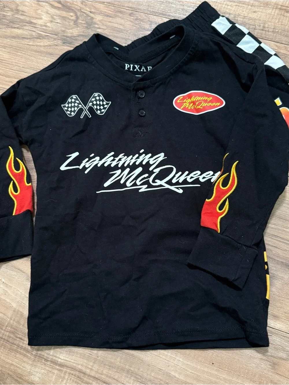 4T BoxLunch Disney Pixar Cars Lightning McQueen 2-Piece Outfit Set